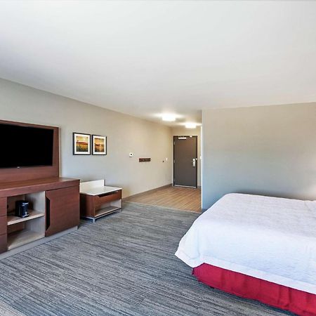 Hampton Inn Gardner Exteriér fotografie