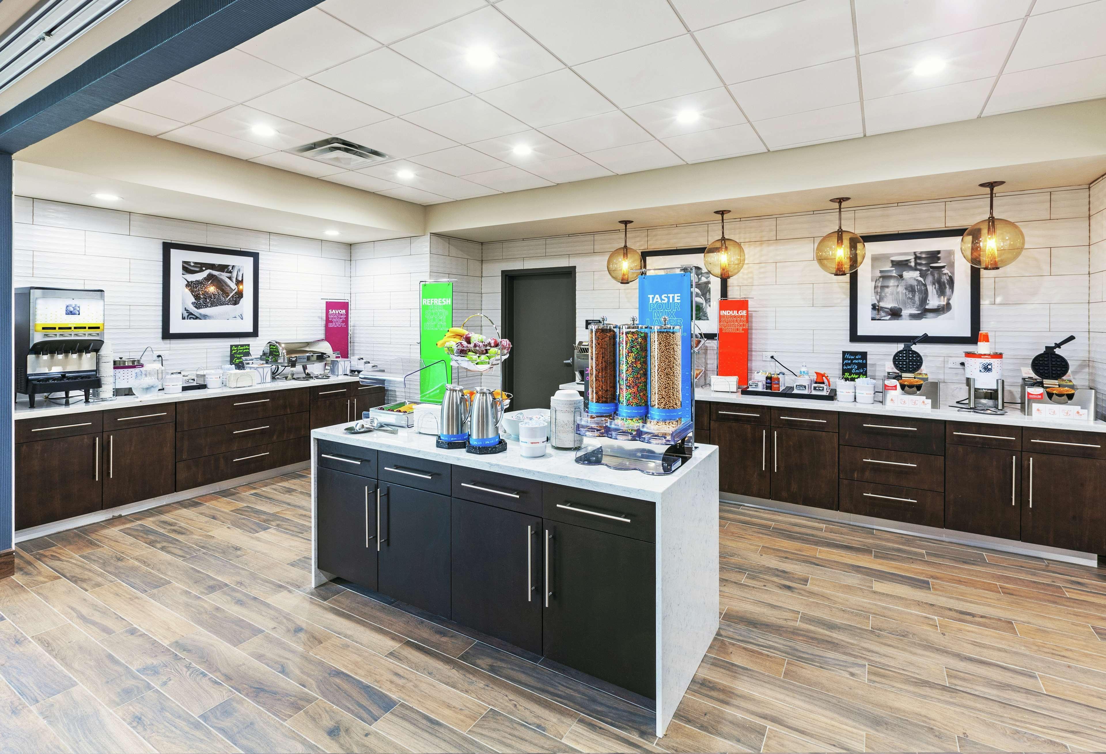 Hampton Inn Gardner Exteriér fotografie
