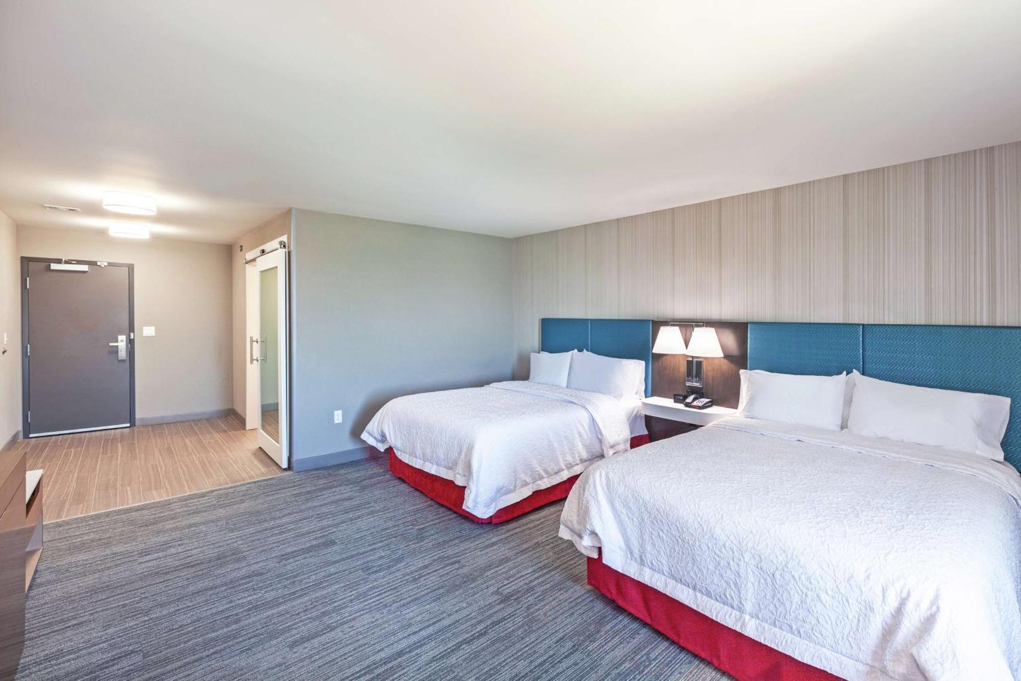Hampton Inn Gardner Exteriér fotografie